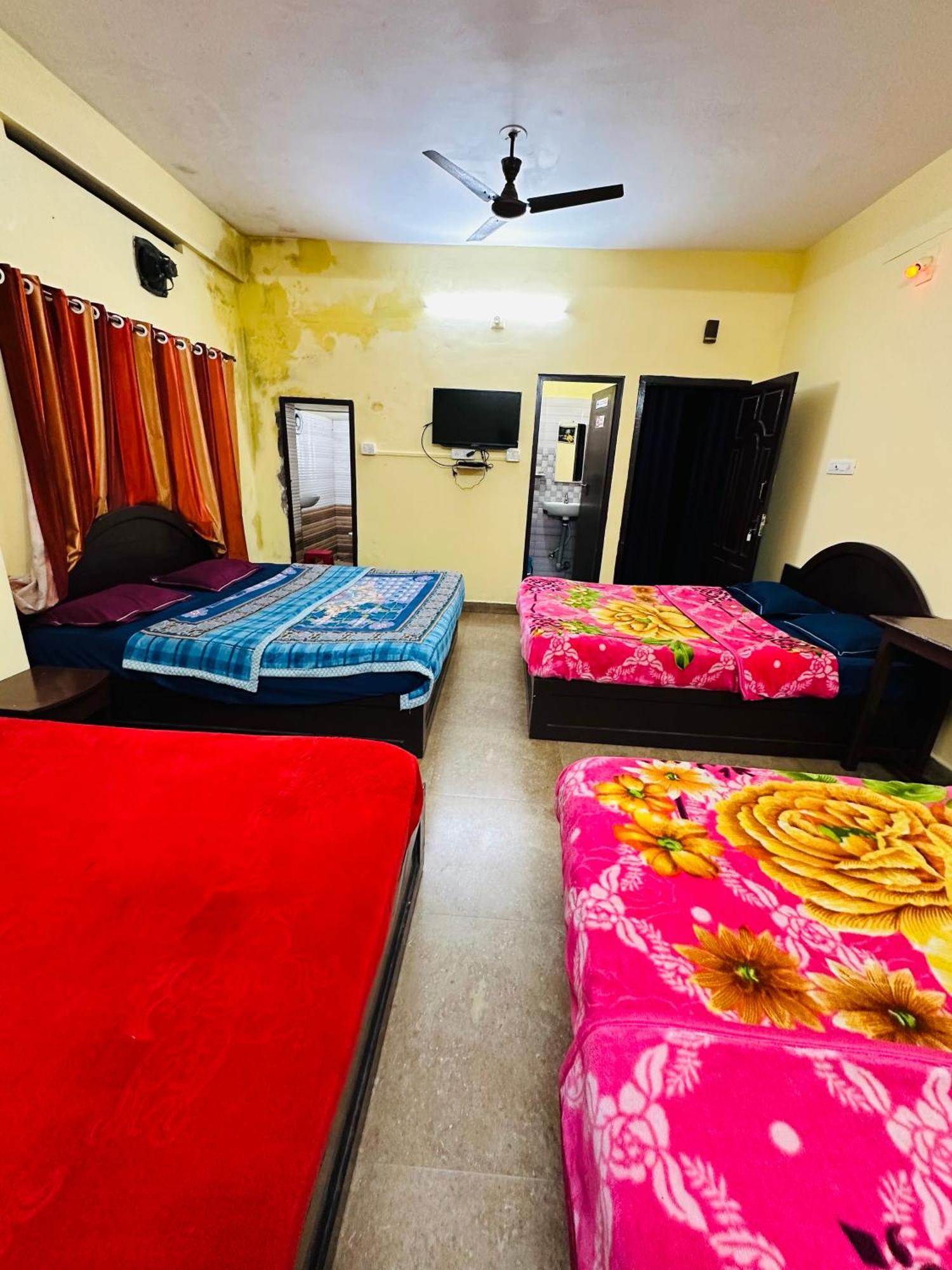 G Mount Budget Stay Munnar Exterior foto