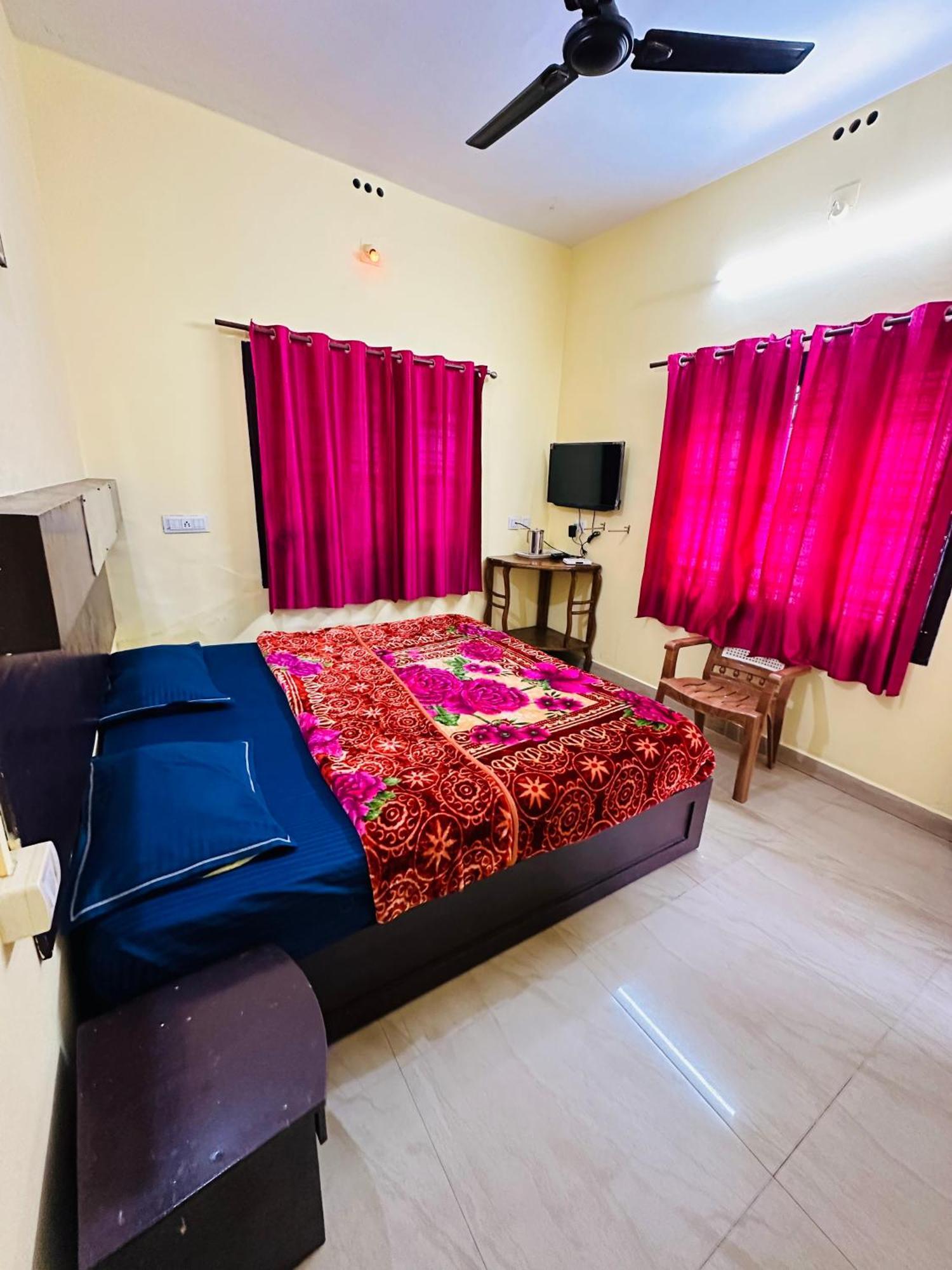 G Mount Budget Stay Munnar Exterior foto