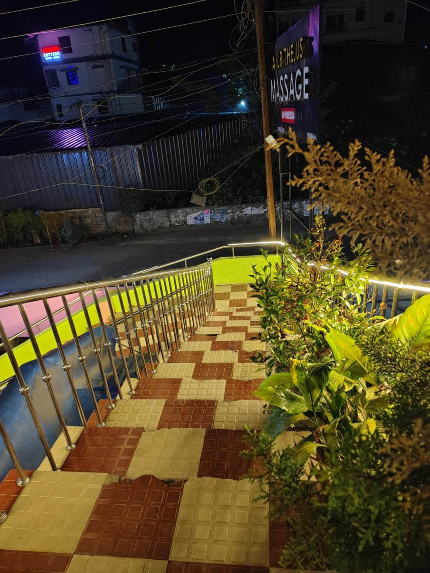 G Mount Budget Stay Munnar Exterior foto